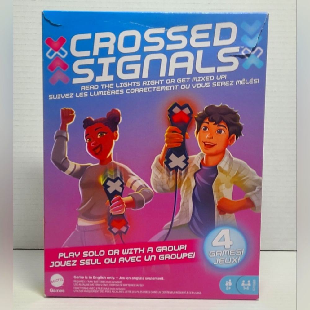 Mattel Crossed Signals Electronic Game with Pair of Talking Light Wands